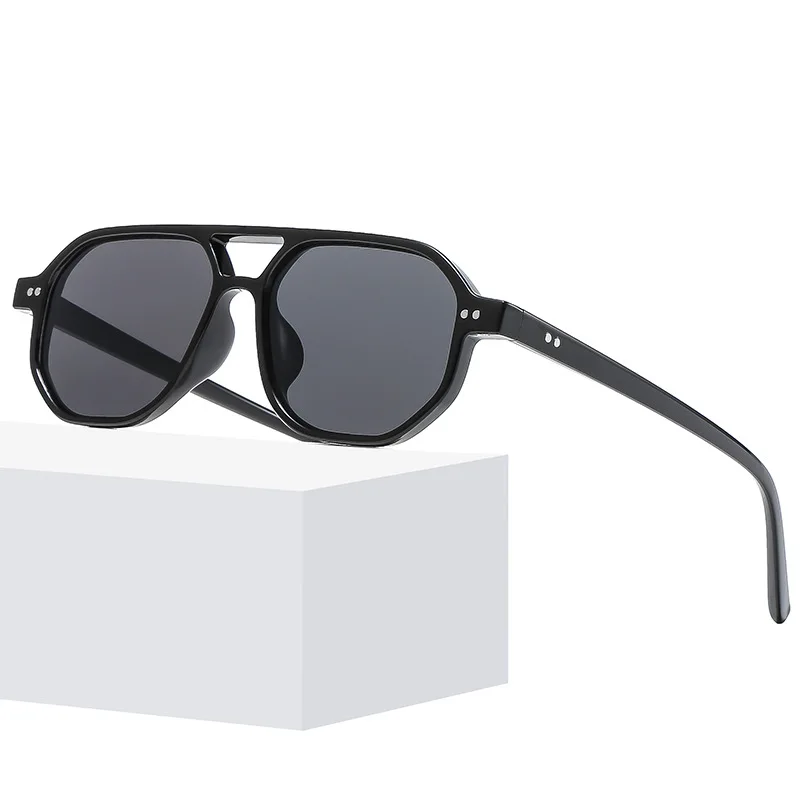 JNPCXI Vintage Double Bridges Polygon Square Men Sunglasses Fashion Green Ocean Lens Eyewear Women Rivets Sun Glasses UV400