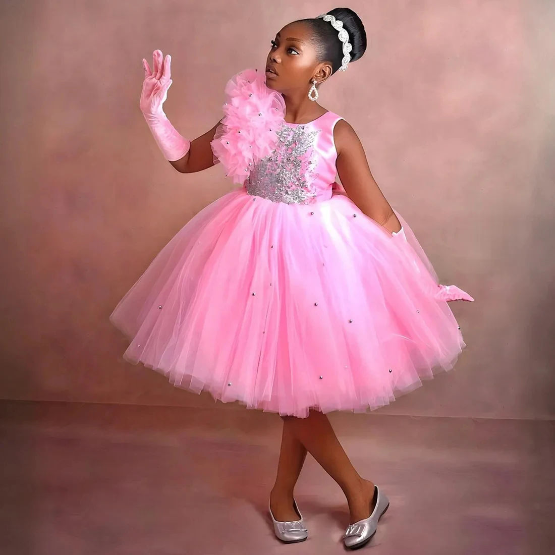 

New Custom Flower Girl Dresses O Neck Knee Length Kids Birthday Gowns Bow Little Girls Photoshoot Wedding Guest Dresses