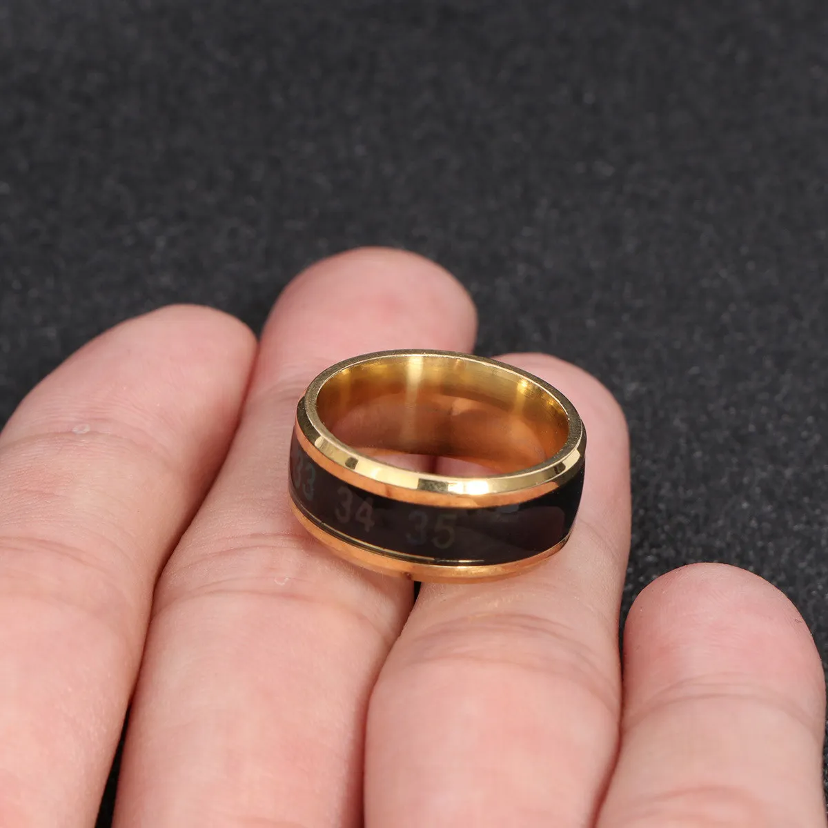 Temperature Sensitive Ring 8Mm Metal Color Shift Finger Ring Modern Minimalist Round Band for Him Her Stylish Gift Birthday