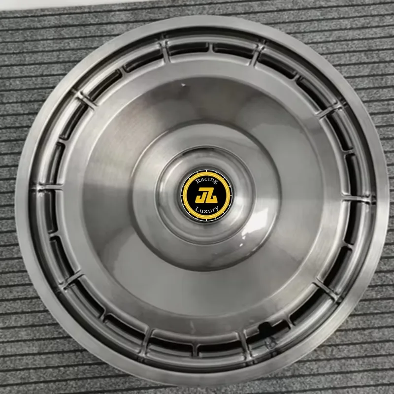 Custom Fashion Classic 17 18 20 21 22 24 26 Inch Passenger Casting or Forged Alloy Wheel Rims 4 5 6 8 Holes 5x112 5x120 5x114.3