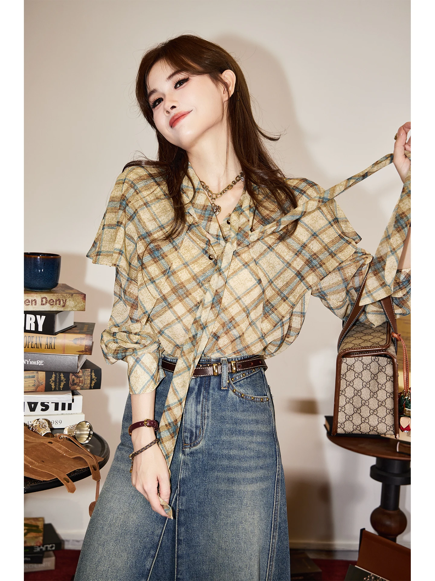 

Romantic TUNT Early Autumn【Autumn Equinox】Chic Miss Pleated Lace irt with Ribbon Bow Long Sve Polyester Fiber Women's Fa...