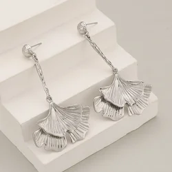 Minimalism Zinc Alloy Ginkgo Leaf Pendant Earrings for Women Vintage Charming Long Earrings High-end Party Jewelry Ornament