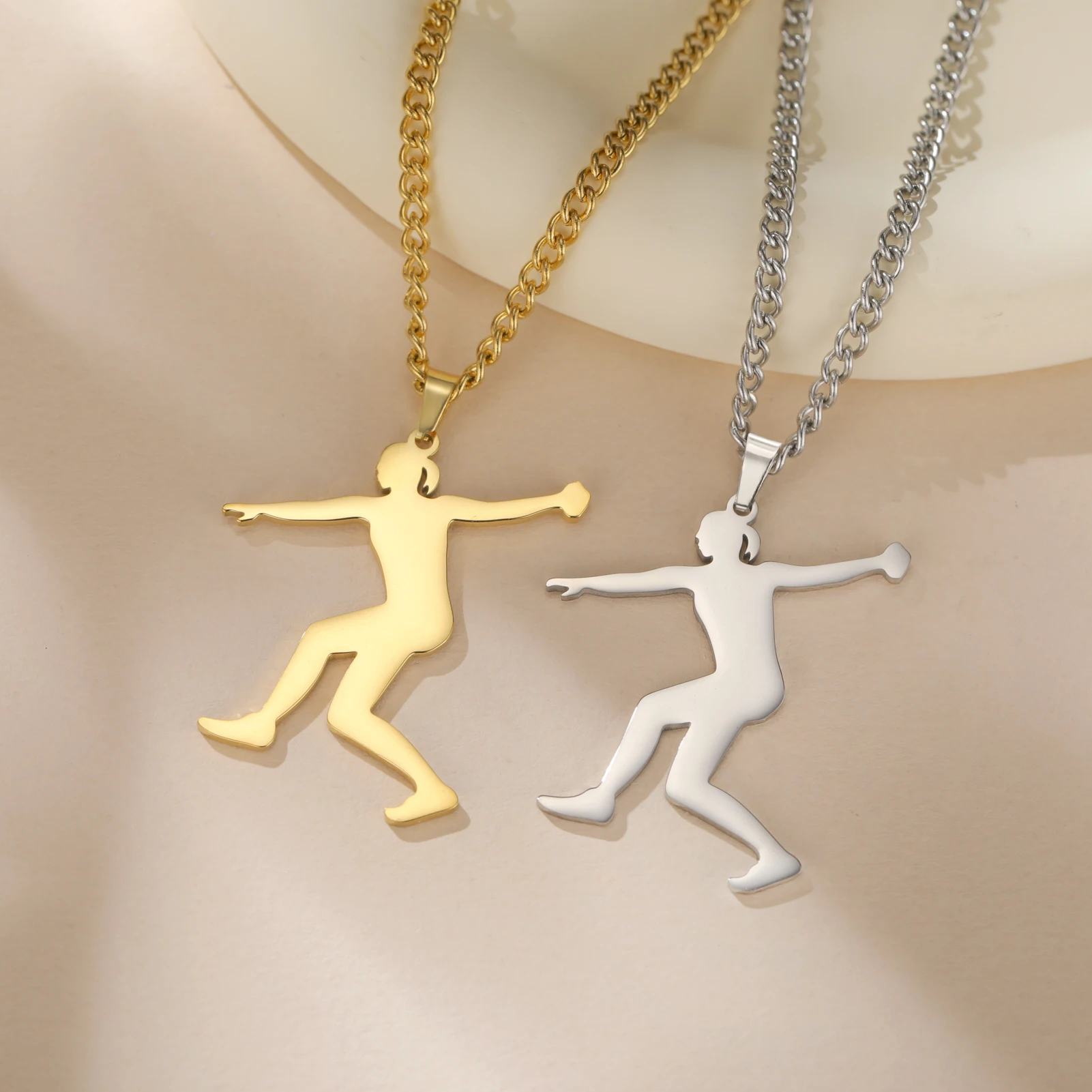 Unift Discus Thrower Pendant Necklace for Women Men Stainless Steel 60cm Chain Fashion Weight Power Athlete Sport Girl Jewelry