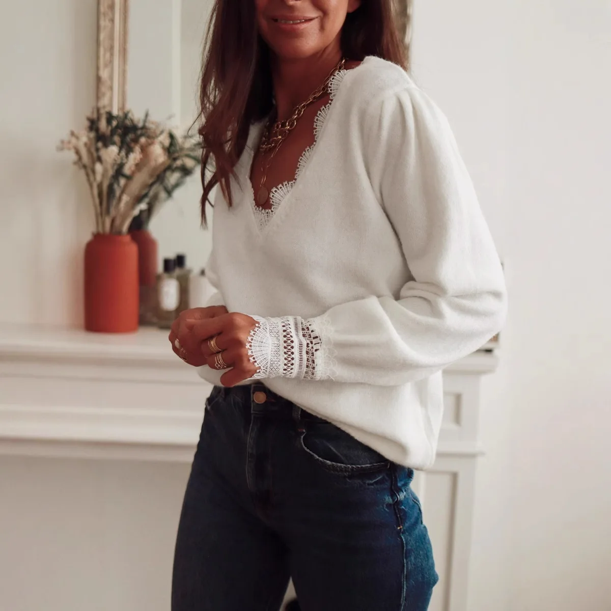 Maglieria da donna elegante a maniche lunghe in pizzo con giunture in pizzo Top autunno inverno moda stile europeo americano