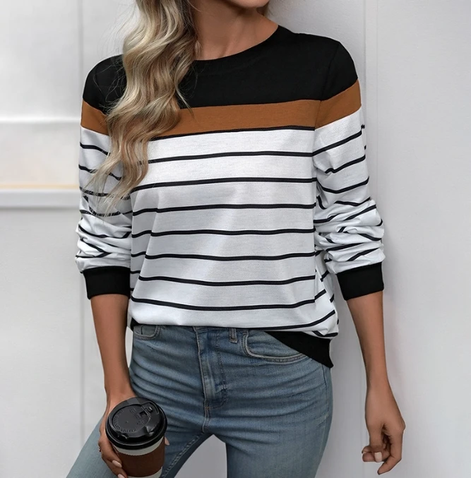 

Long sleeved round neck striped patchwork hoodie