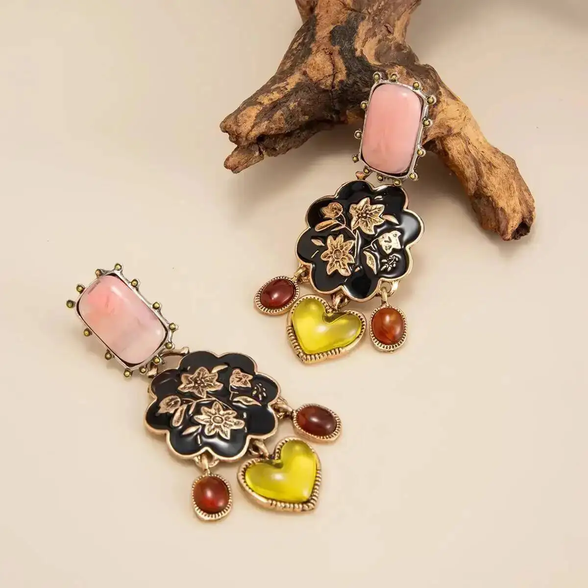KunJoe Vintage Acrylic Love Heart Flower Drop Earrings for Women Ethnic Irregular Geometric Pendant Earrings New Fashion Jewelry