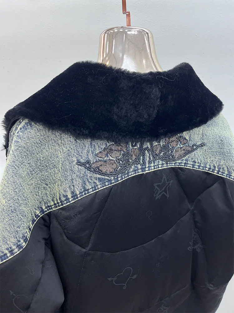 شتاء 2025 النساء أسفل معاطف ميرينو الأغنام الفراء طوق فضفاض عادية أوزة أسفل الإناث أسفل سترة التطريز سترة منفوخة