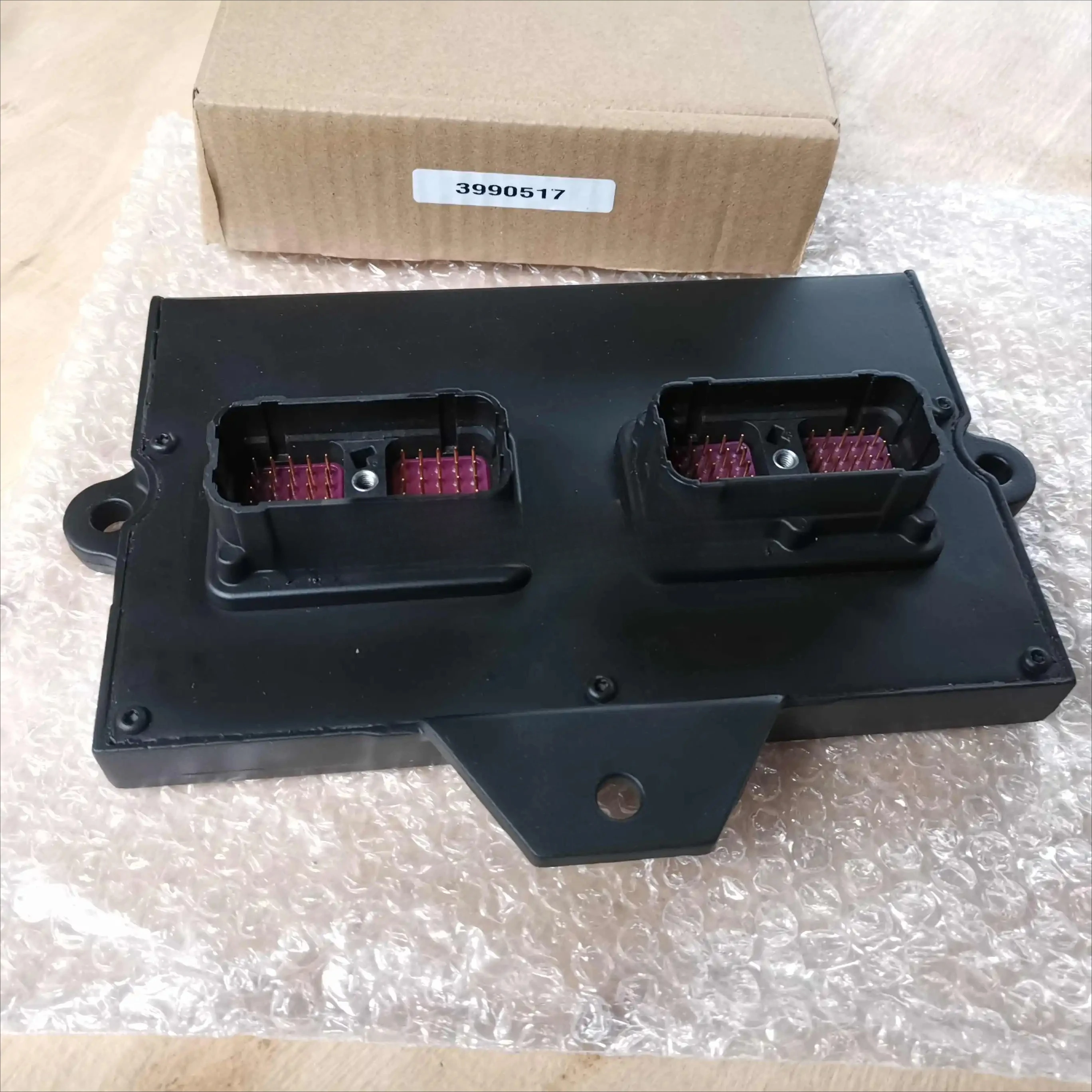 

QSB6.9 Cummins Engine Parts Electronic Control Module ECM 3990517