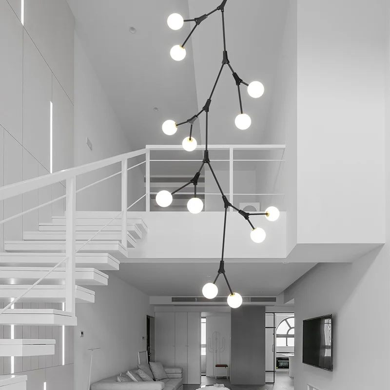 หมุนบันได Lampu Gantung Panjang Simple Loft Villa ที่ว่างเปล่าห้องนั่งเล่นความคิดสร้างสรรค์ Duplex ขนาดใหญ่โคมระย้า