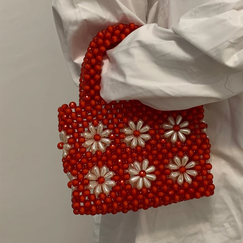 Chrysanthemum Bead Designer Bags Summer New Flower Handmade Woven Tote Bag Sweet Pearl Acrylic Handbags for Women