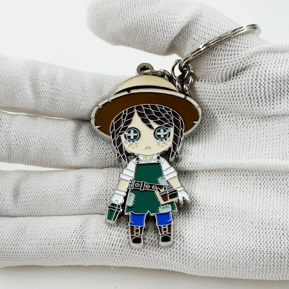 الهوية الخامس المفاتيح إيما وودز المفاتيح البستاني القش قبعة فتاة الطرفية قلادة ألعاب جمع تذكارية