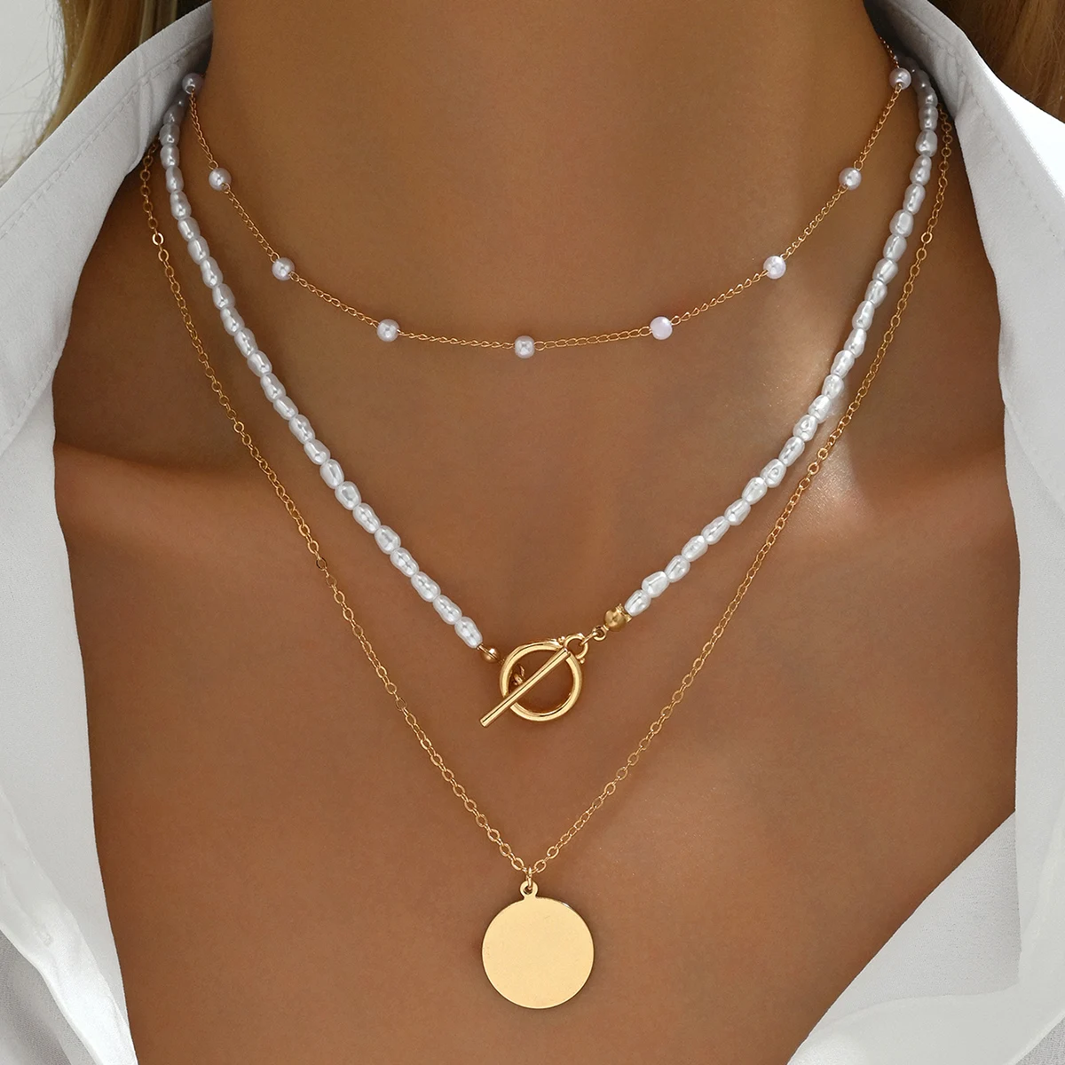 Dainty 3 Layer Imitation Pearl Gold Chain Necklace Minimalist Disc Pendant Toggle Clasp Stackable Layering Women Daily Necklaces