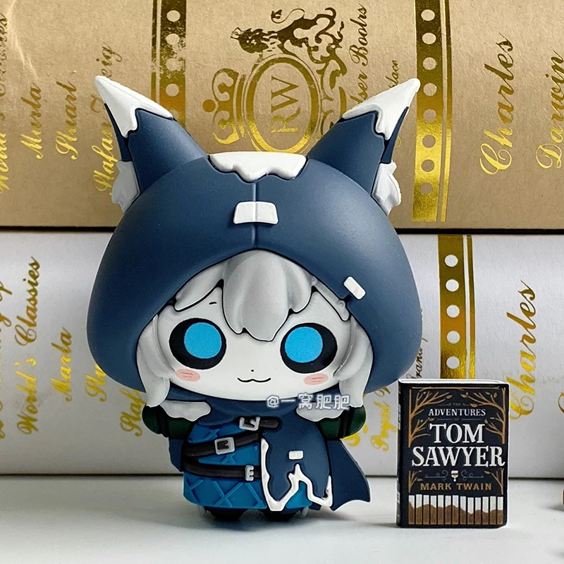 

7.5cm Anime Identity 5 Ithaqua Action Figure Model Figurine Stand Model Desk Display Decor Standing Birthday Gift