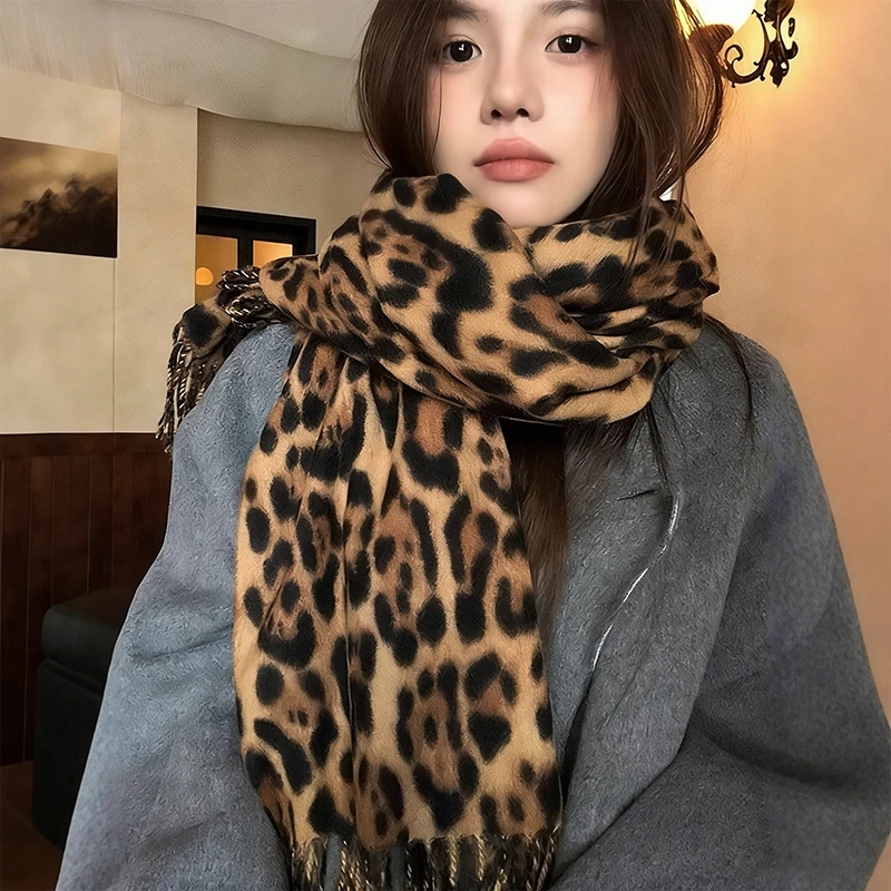 

Retro Leopard Print Imitation Cashmere Scarf For Women Warm Thick Tassel Large Shawl Autumn Winter Daily Wear