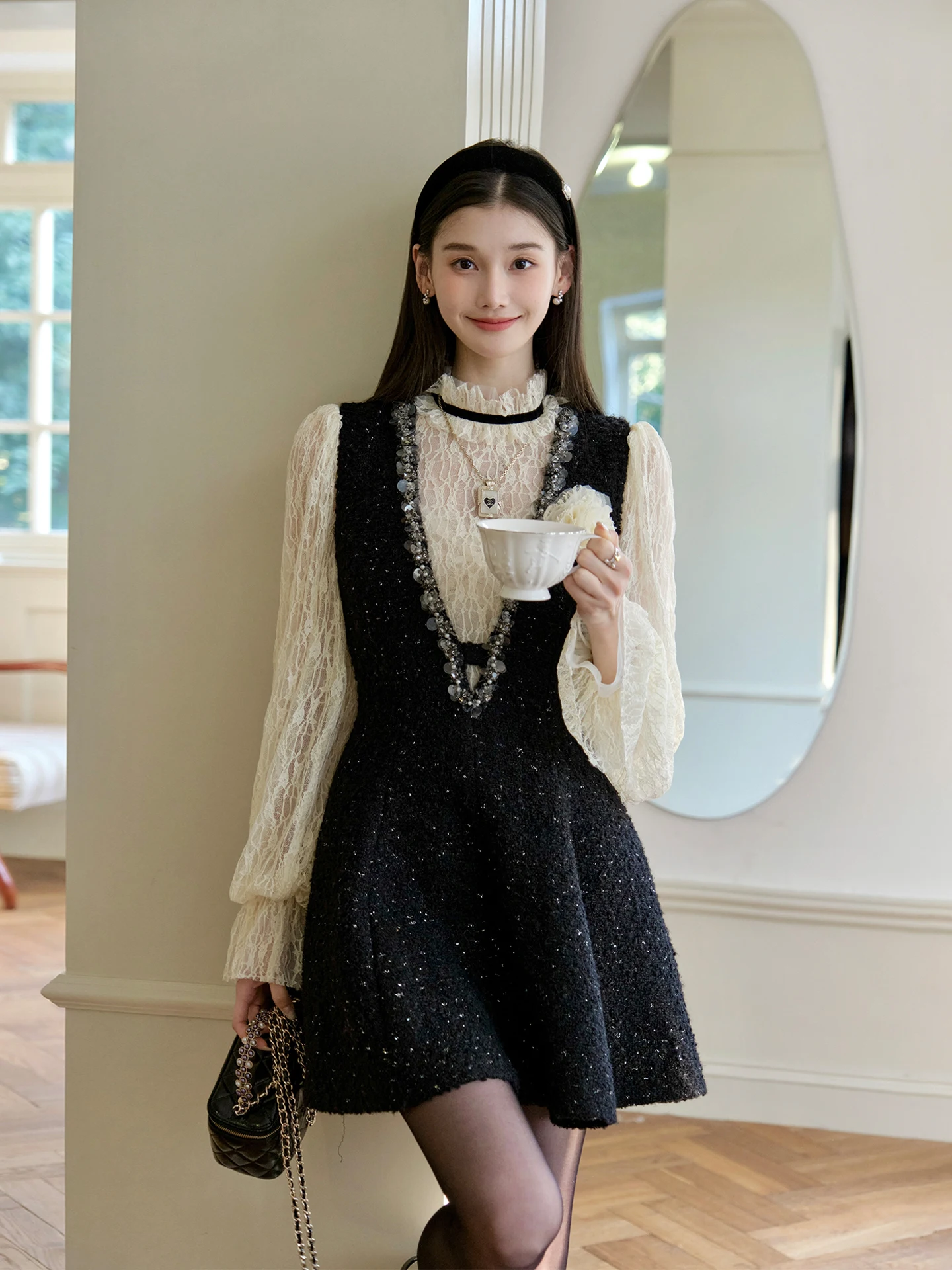 

ChillCozy Crush Atmosphere Goddess Skirt Wool Blend Two-Piece Set Elegant Style V-Neck Sleeveless Medium Weight for Adults