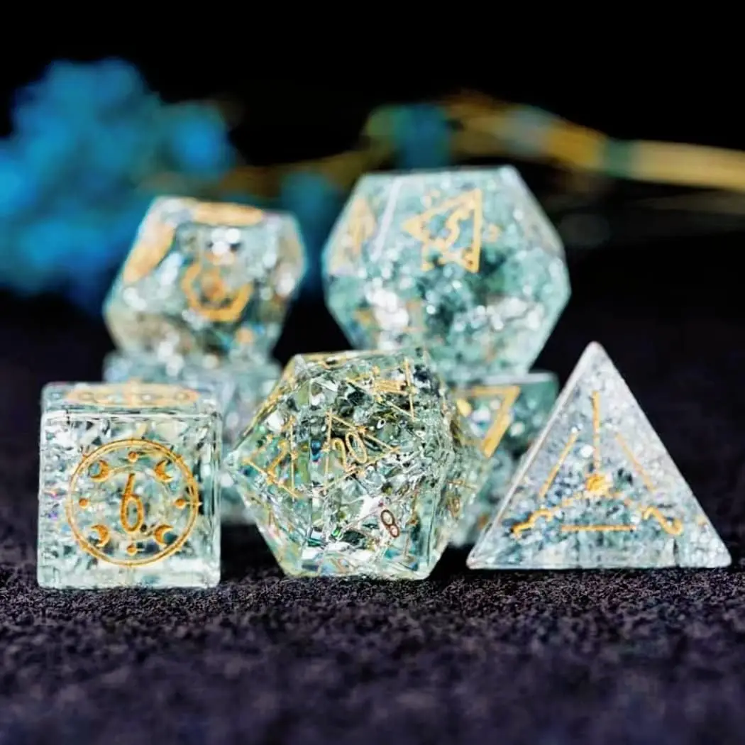 

Dice Set, Dungeons and Dragon dice, Natural Crystal dice Set for Tabletop RPG, Luxury Gemstone dice Set， Hand Crafted, Polis