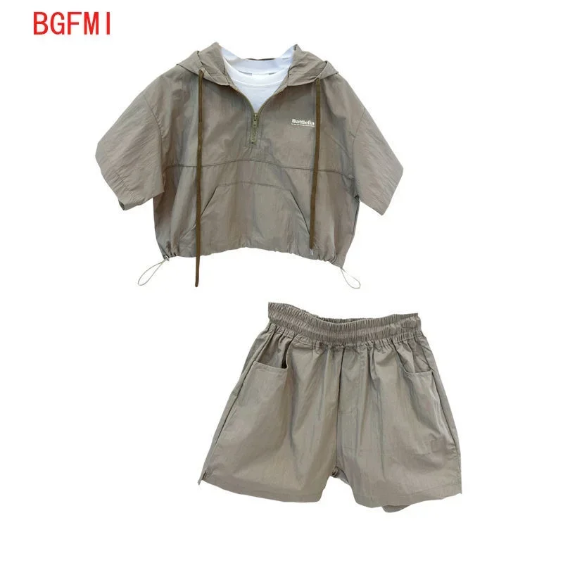 Ropa de Protección Solar para Niños, Ropa de Verano 2026, Traje para Bebé Niño, Sudadera con Capucha Falsa de Manga Corta + Pantalones Cortos, Conjunto Casual de 2 Piezas