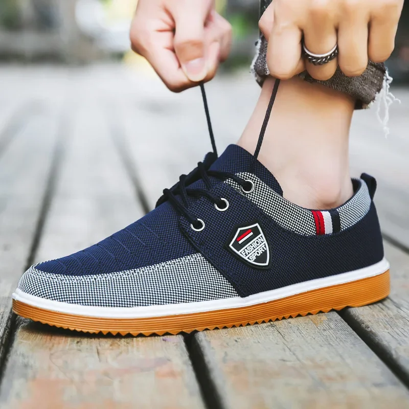 Mode Heren Canvas Schoenen Lichtgewicht Sportschoenen Zomer Heren Mesh Ademende Gevulkaniseerde Veters Man Sneakers Werkschoen