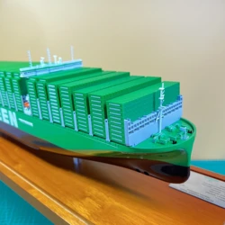 65cm EVERGREEN Shipping Container ship boutique model office scene decoration