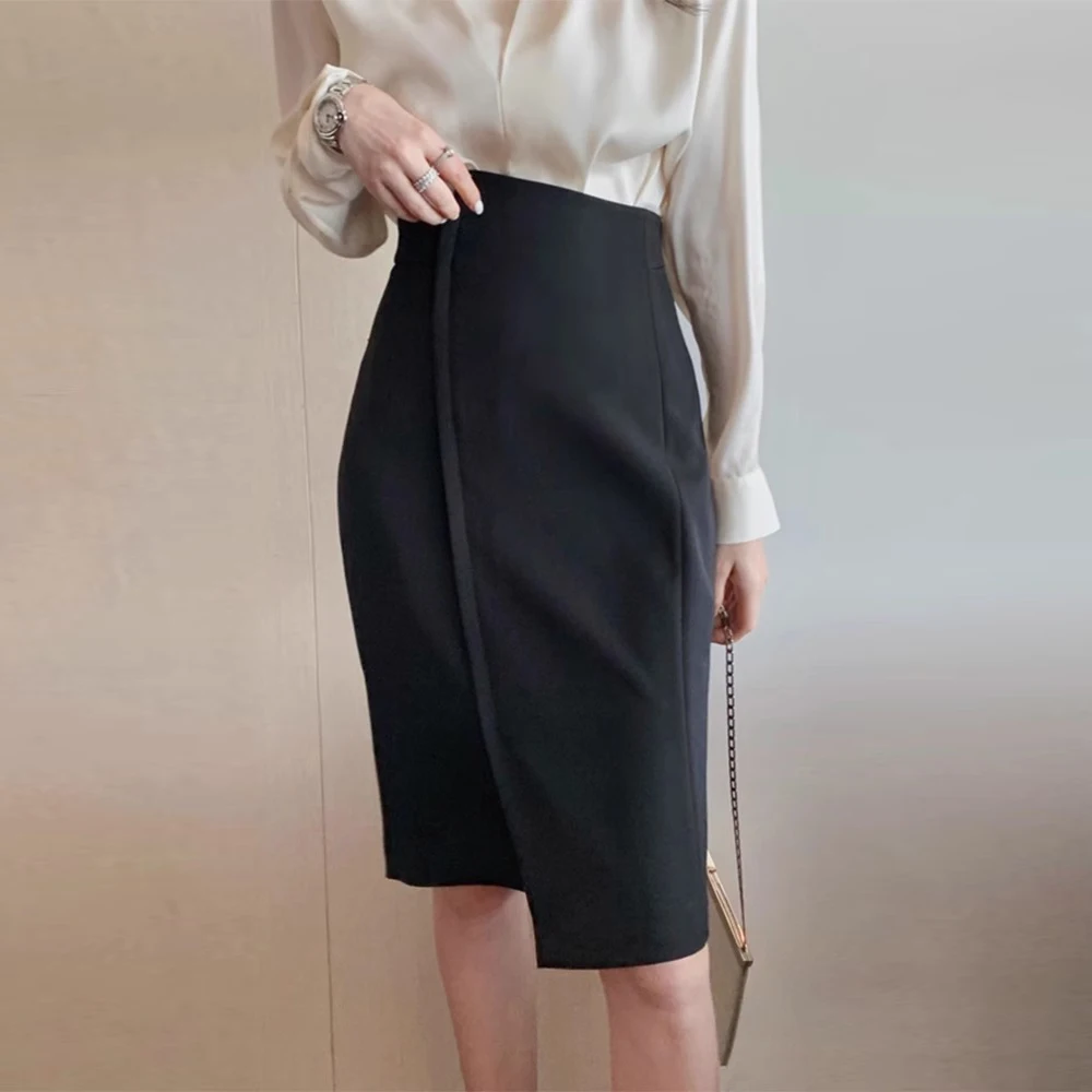 

European Station Half Skirt Women's Spring New Simple and Elegant Style Wrapped Hip High Waist Short Skirt for the Workplace