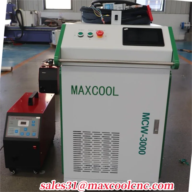 3000watt Continuous Laser Cleaning Machine for Car Paint 3-in-1 Lazer Welder for Auto Parts Metal Sheet Tube Soldering