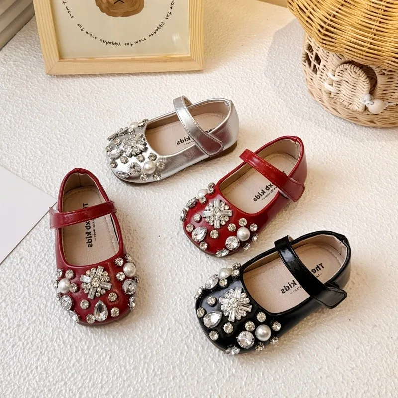 Girls Crystal Shiny Princess Shoe Toddler Round Head Flats Performance Shoes Fashion Children's Leather Shoes for Party Wedding