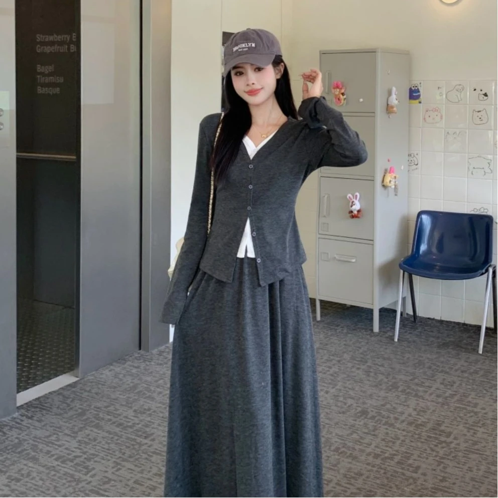 Women's V-Neck Long Sleeve Knitted Top High Waist  Skirt Casual Early Autumn Set Slimming Effect Color Block Design