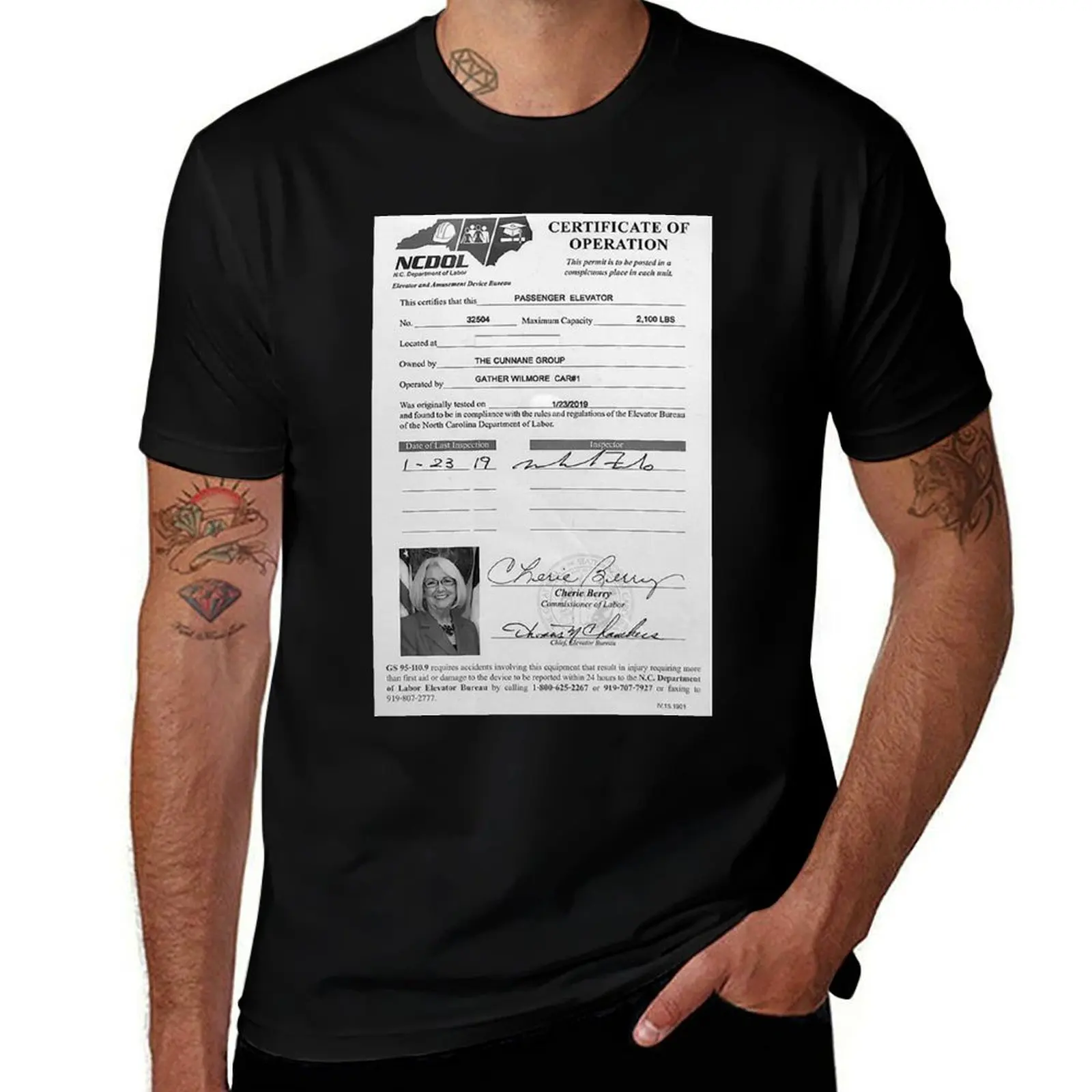 Elevator Queen Cherie Berry T-Shirt Lightweight Running Sports T-Shirt