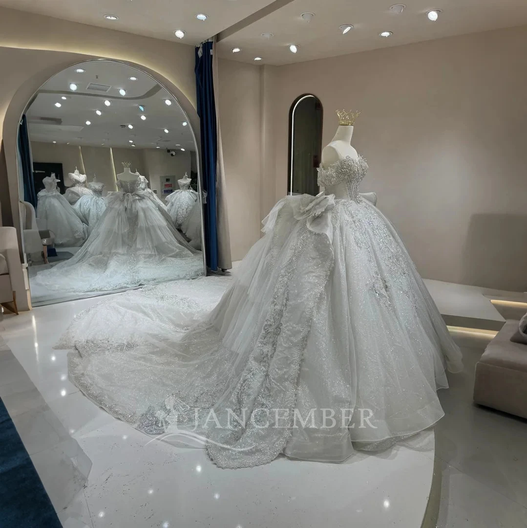 Abiti da sposa squisiti Abito da ballo per donna Abiti da sposa sexy con pieghe in raso a maniche corte con spalle scoperte Abiti personalizzati