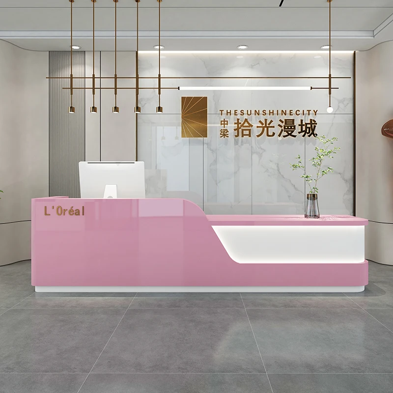 Рисунок 5 - Современная мебель для магазина