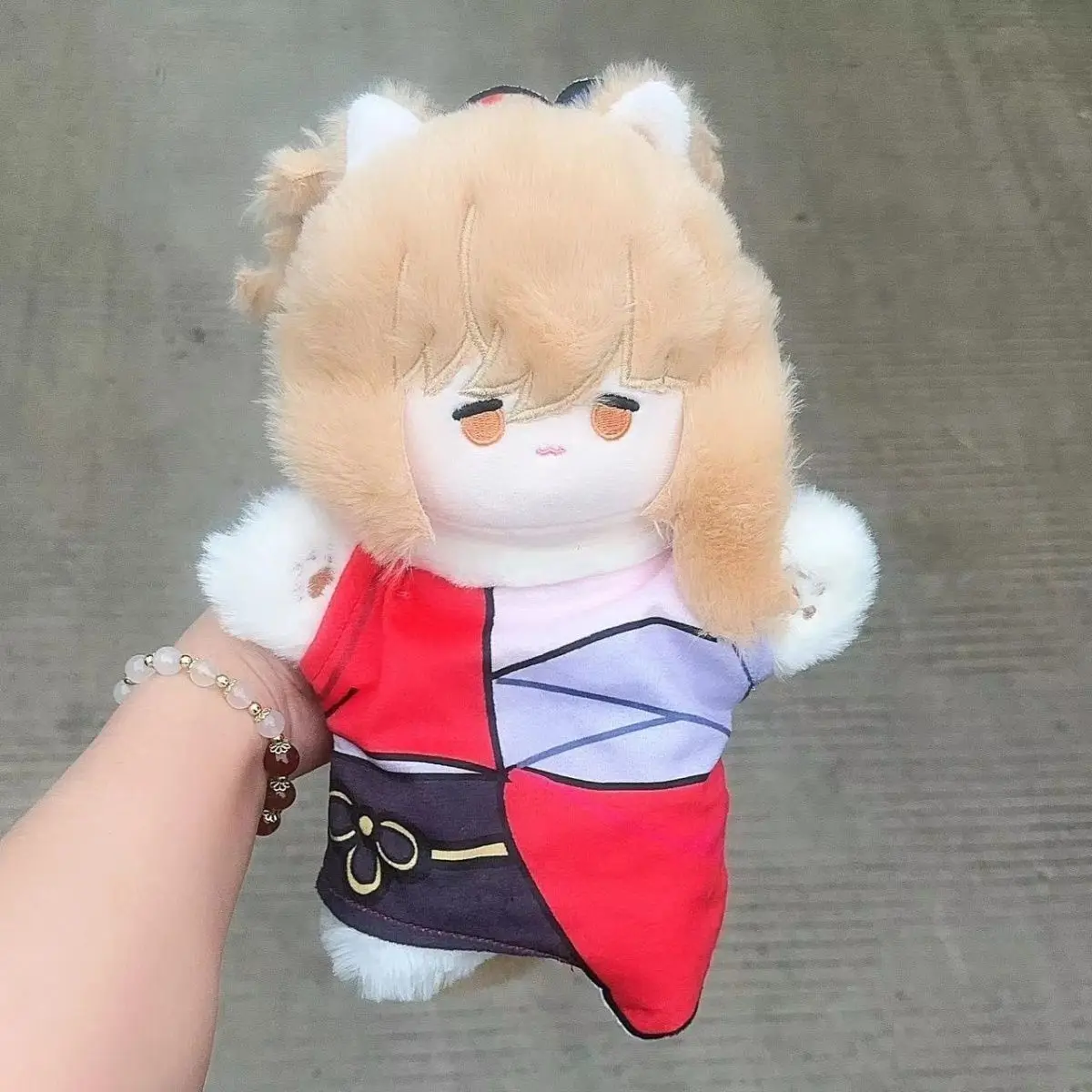 Juego Genshin Impact Furina Yoimiya Ganyu Shenhe Kawaii, marioneta de mano para Cosplay, llaveros de Anime con dedo móvil de peluche de Lolita, regalo, 25Cm