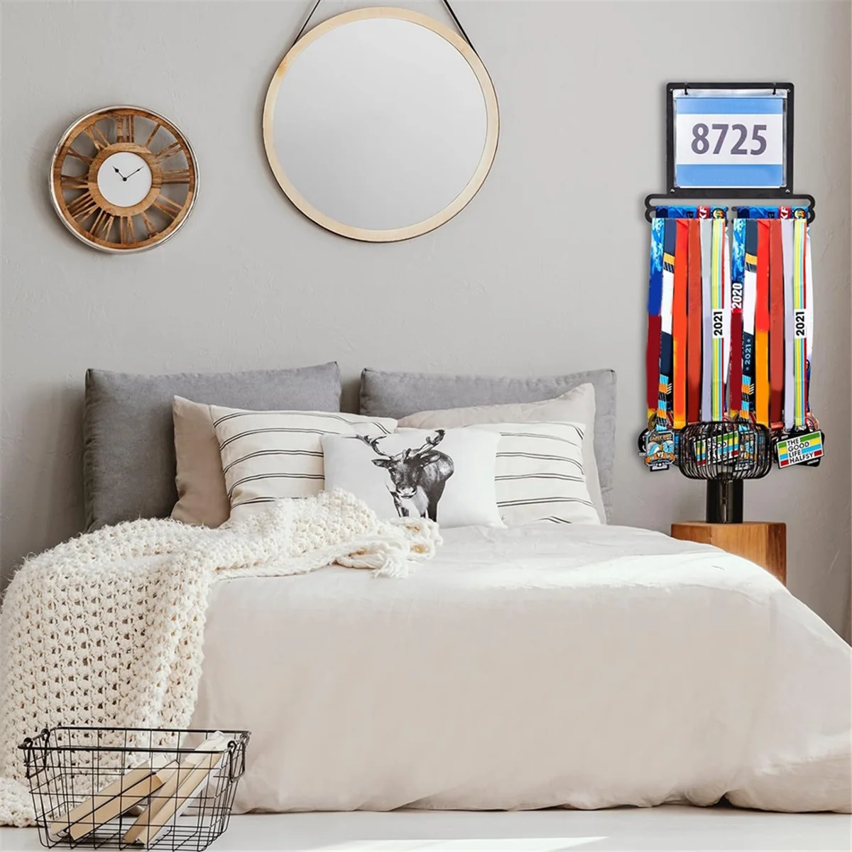 Medal Display Wall Mounted Medal Hanger Running Bib and Medal Holder Hanging Medal Rack Square Shape Medal Holders