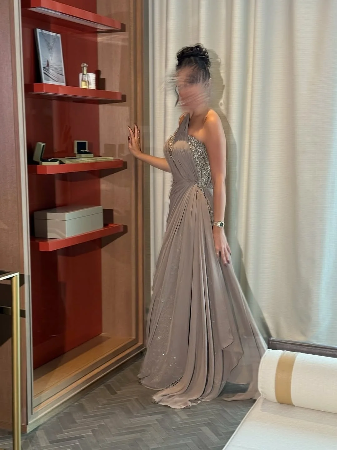 Meetlove une épaule sans manches gris gaine brillante pour les femmes longueur de plancher paillettes personnalisé dos nu robes de soirée 2025