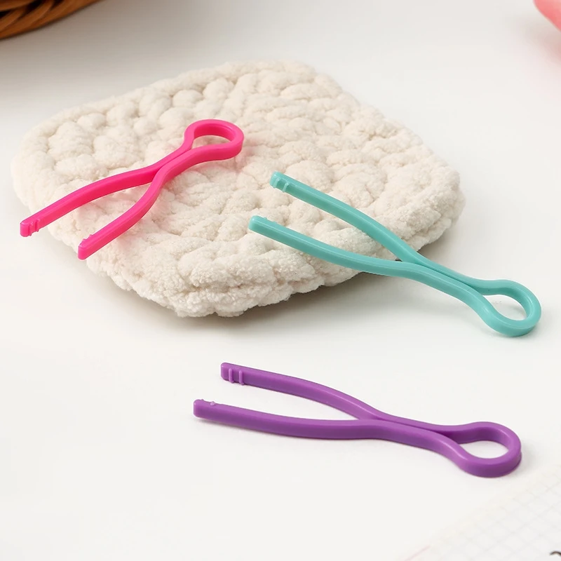 10/30/50 Stück Bunte Plastik-Nähspulen-Clips, Fadenhalter, Spulen-Aufbewahrungshalter, Spulen-Organizer, DIY-Nähzubehör – Detail 4