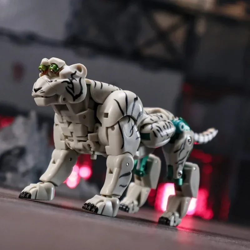 Transformed Toy BW RT-04 Strengthened Small Proportion White Tiger Action Character Robot Model Original Box Collection Gift