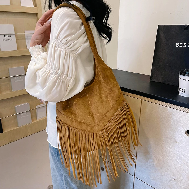 Fashion Trending New in Women Shoulder Bags Luxury Designer Totes Handbags For Women 2024 Tassel Female Purses Suede Bucket Bag