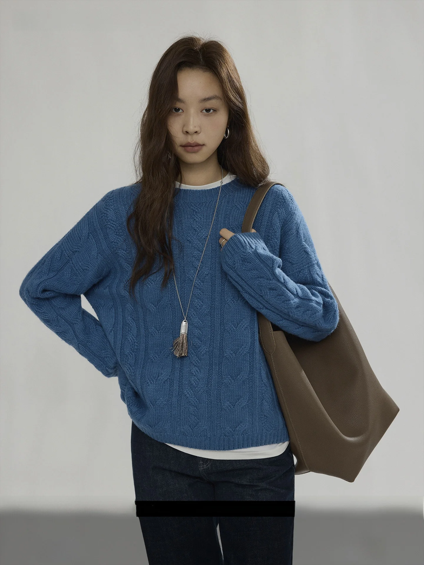 

Повседневный свободный женский шерстяной вязаный свитер в винтажном стиле с круглым вырезом и узором косы, удобный для повседневной носки, зимний, модный, Joli Choose