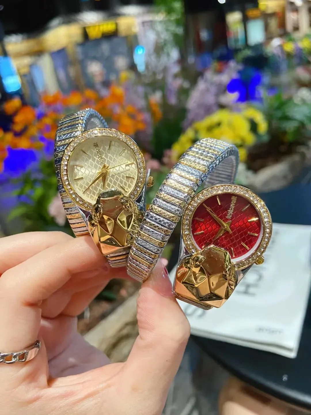 새로운 패션 Cavalli 브랜드 캐주얼 하이 엔드 여성 시계 뱀 모양 드레스 스틸 쿼츠 숙녀 팔찌 다이아몬드 시계 시계