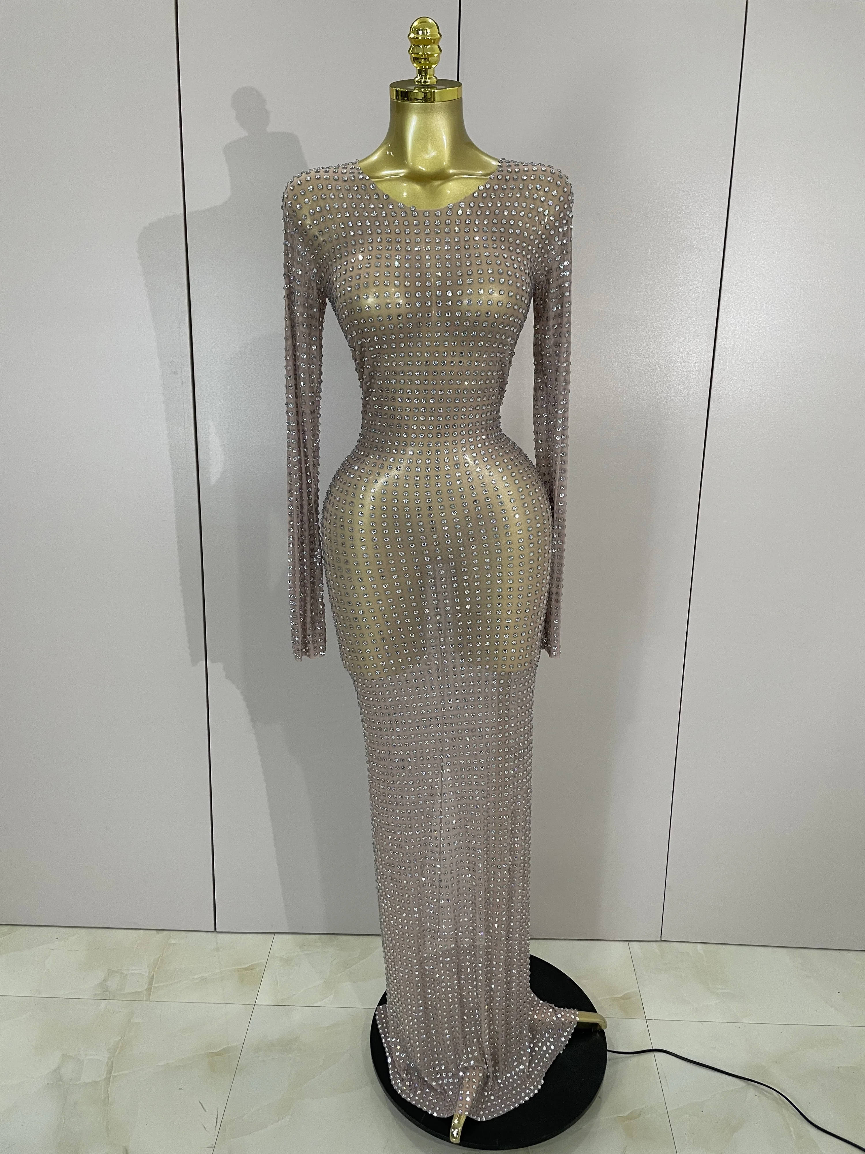 

Elegant Sparkling Diamond Sexy Mesh Transparent Long Dress Women Celebrity Evening Prom Birthday Party Nightclub Stage Outfit