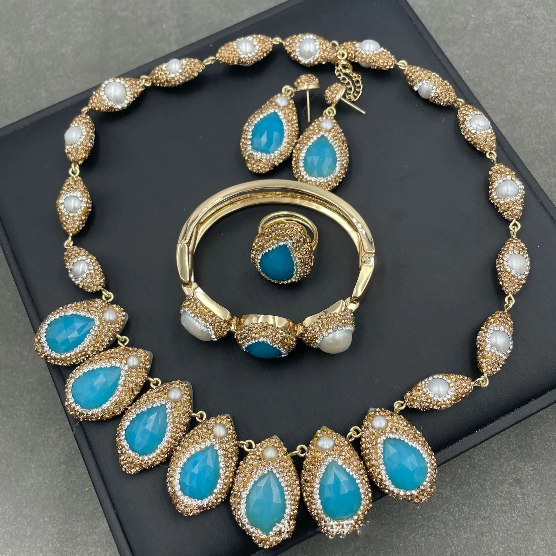 Fashion Baroque Pearl Heavyweight Earrings and Necklace Set Europe and America Elegant Luxury Ring Bracelet Jewelry