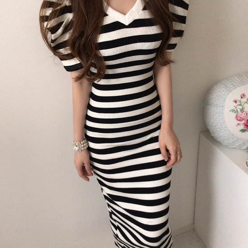 Summer Korean Bottom Knitted Striped Maxi Dress Women Short Sleeve Splitting Bodycon Dresses Fashion Elegant Slim Vestidos