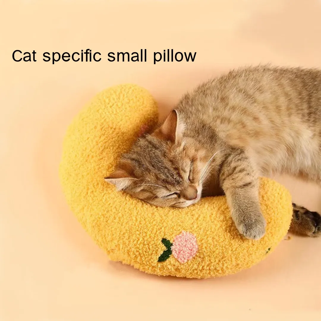 Little Pillow for Cats Fashion Neck Protector Deep Sleep Puppy U-Shaped Pillow Kitten Headrest for Cats Indoor Soft Calming Toy