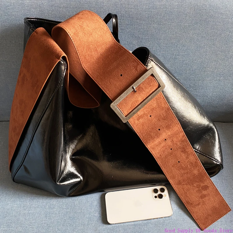 

Large Capacity Vintage Bags For Women Luxury Designer Handbags Purses 2025 New In PU Oil Wax Leather Glossy Wide Straps Shoulder