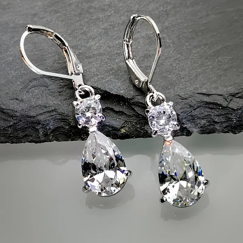 Huitan Crystal Hanging Earrings with Pear Cubic Zirconia Simple Elegant Women Accessories Wedding Party Eternity Fashion Jewelry