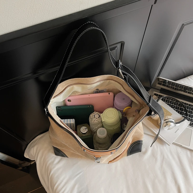 Autumn & Winter Large Capacity Women's Shoulder Bag Luxury Designer Handbag Soft Comfortable Suede Daily Commuting Crossbody Bag