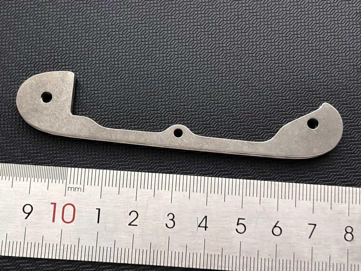 1 Piece Titanium Alloy TC4 Liner for 93mm Victorinox Swiss Army Knife Liners for 93 mm SAK Modify