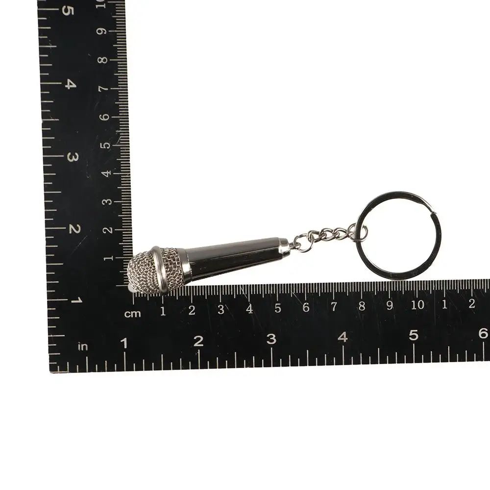 Fashion Microphone Key Ring Creative Metal Car Key Holder Cute Design Personalized Pendent Key Chain Handbag Accessories