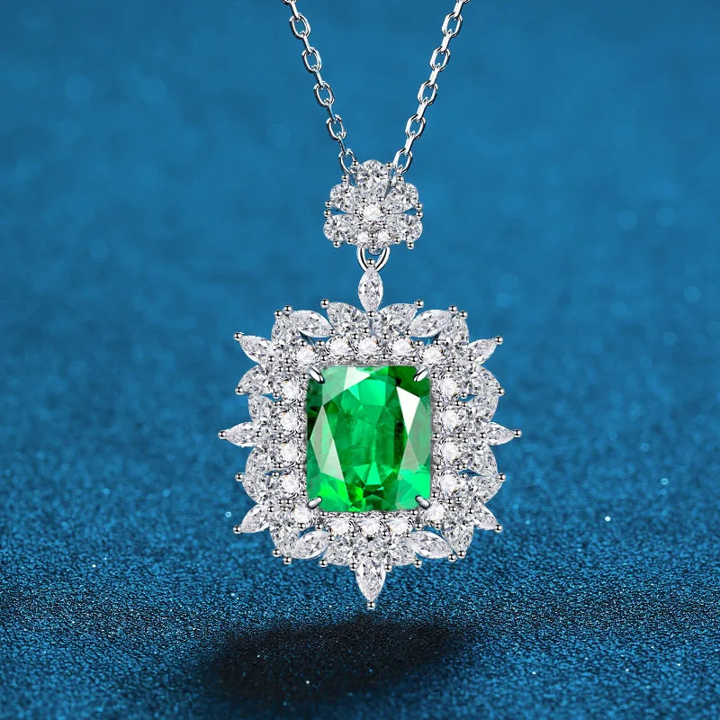 

Luxury Fashion PT950 Platinum Artificially Cultivated Gemstone Necklace for Women with Sapphire Green Nano Ruby Pendant