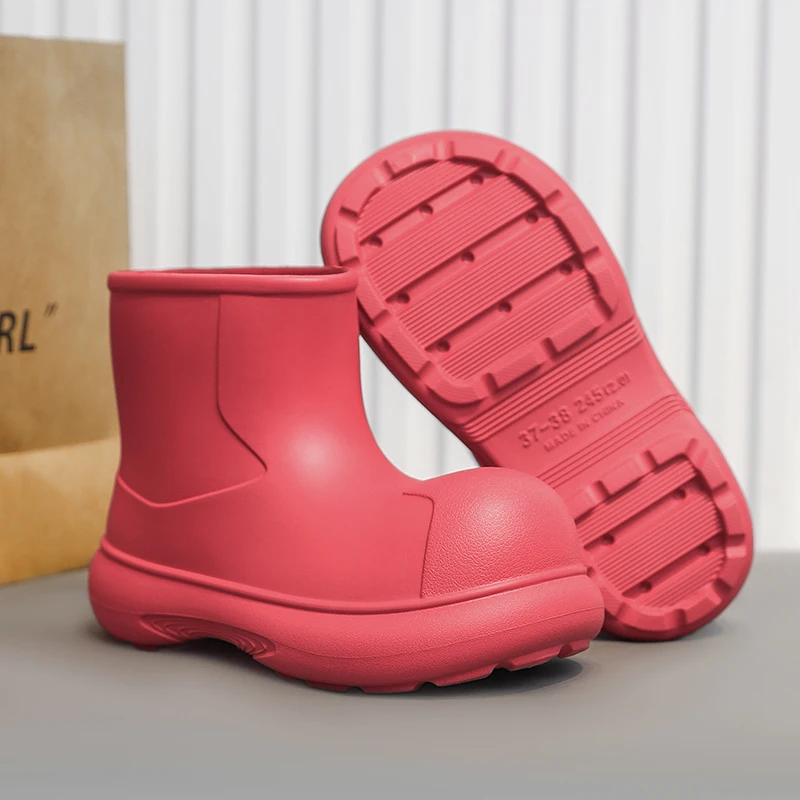 

Fashion New Red Water Shoes for Women Outdoor Waterproof Fishing Boots Women Rubber Boots Non-slip Platform Women's Rain Boots