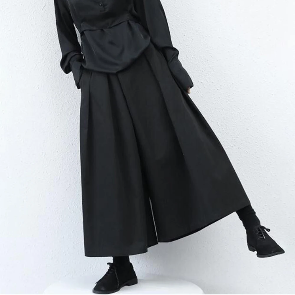 2024 Trendy Gothic Dark Style Loose Cropped Hakama Pants Wide Leg Pants New Large Size Design Sense Samurai Pants Men\'s Clothing